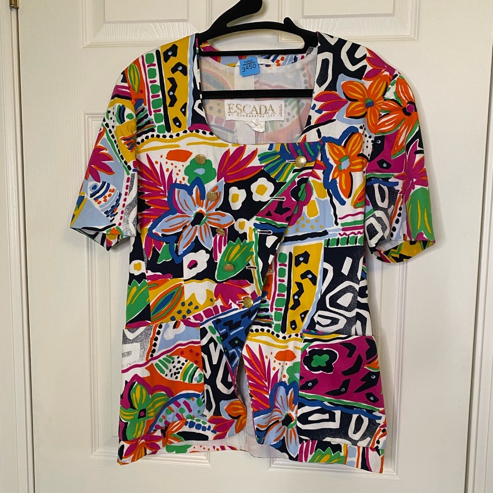 🎉HP🎉 Vintage Escada top/jacket